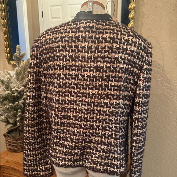 St. John Black and Cream Knit Jacket - Picture 2 of 3